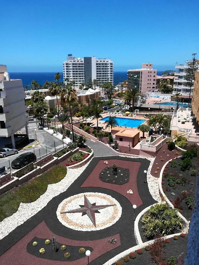 Apartment Near To The Ocean In Touristic Center Zone Playa Fanabe Spain